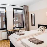 Cozy And Central Apartment Luebeck